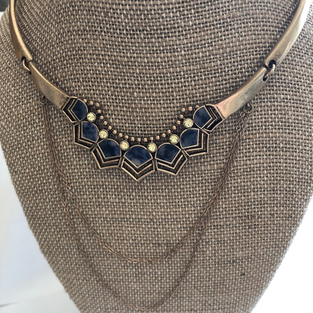 Blue and yellow stone collar necklace